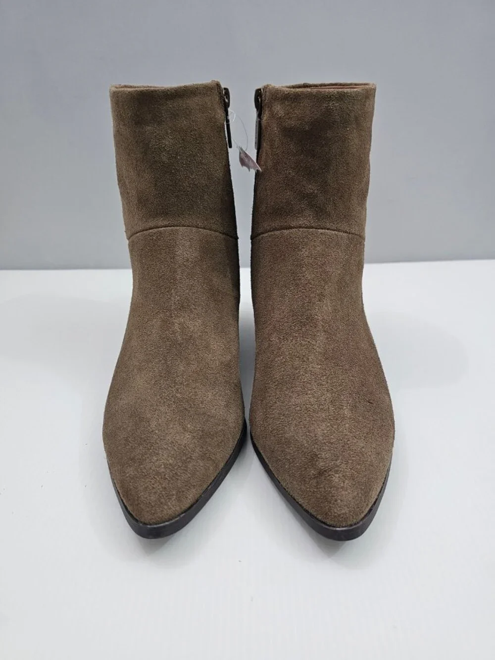 Blondo Arena Waterproof Ankle Boot Womens 9.5 Taupe Suede Pointed Toe Block Heel